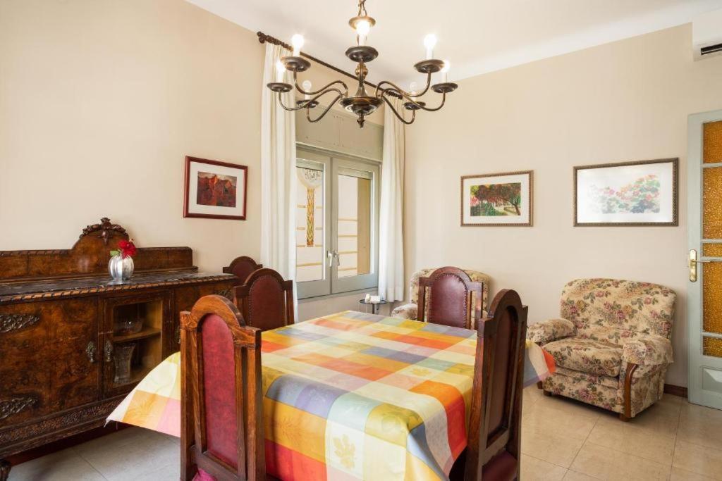 Figueres Old Town Apartment Exterior photo